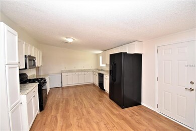 36637 Cord St, Zephyrhills, FL 33541 - photo 3