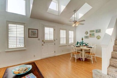 Large living and dining room combination, vaulted 