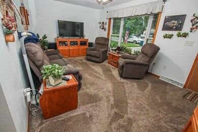 709 2nd St S, Sauk Rapids, MN 56379 - photo 4