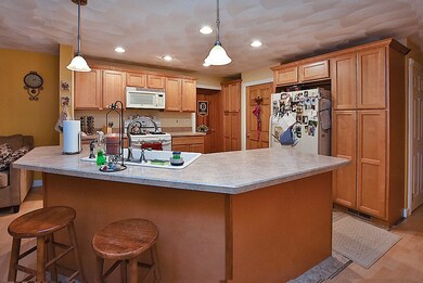 21 Sandy Brook Rd, North Scituate, RI 02857 - photo 2