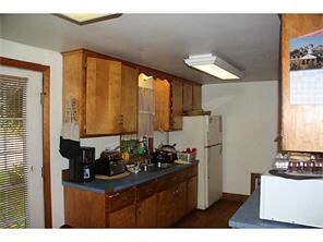 303 Mitchells Ln, Middletown, RI 02842 - photo 5