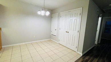 3602 Mandy Dr unit 2, Granbury, TX 76048 - photo 4