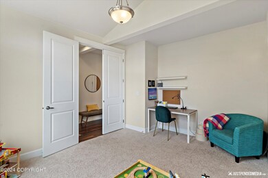 08-DSC0134212