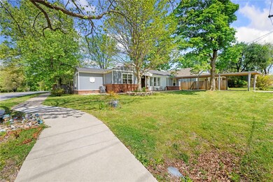 420 NW 7th St, Bentonville, AR 72712 - photo 3