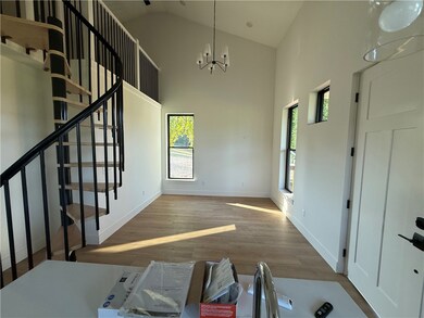 706 Foster Ln, Tontitown, AR 72762 - photo 5