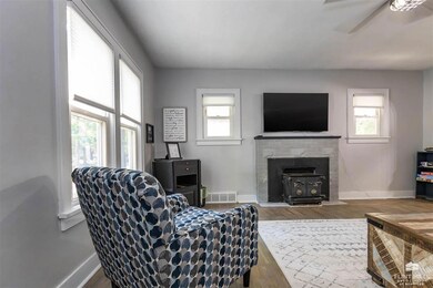 1530 Houston St, Manhattan, KS 66502 - photo 3