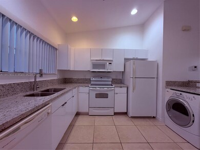 3820 SW 48th Ave unit E31, Hollywood, FL 33023 - photo 4