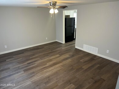 138 S 54th St unit A, Mesa, AZ 85206 - photo 2
