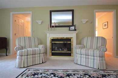 10 Hemlock St, Rochester, NH 03867 - photo 4