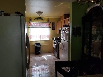 14704 Walker Rd, Poplar, CA 93258 - photo 5