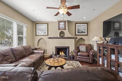 6-web-or-mls-UpmarketMedia-3707Pal-18