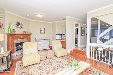65 Breakers Ln 11