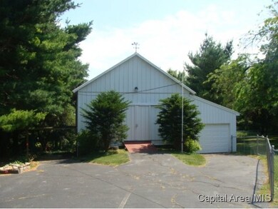 2337 Mound Rd, Jacksonville, IL 62650 - photo 2