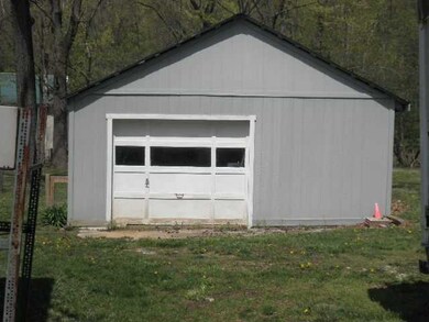 280 Edgewater Beach Blvd, Thornville, OH 43076 - photo 3