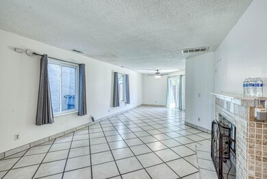 3641 W Harvard Ave, Fresno, CA 93722 - photo 4