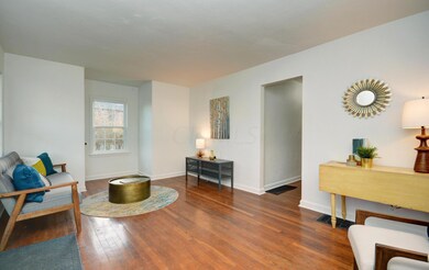 Living Room (2) (8)