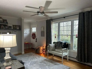 0403 living room entry door