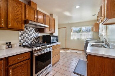 18133 Springfield Ave, Homewood, IL 60430 - photo 6