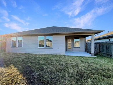 8107 Precious Passing Way, Rosharon, TX 77583 - photo 5