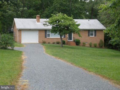45350 Clarks Mill Rd, Hollywood, MD 20636 - photo 2