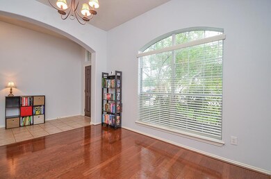 4606 Cedar Hill Dr, Pearland, TX 77584 - photo 5