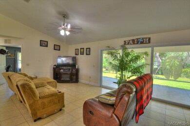 4071 N Forest Lake Dr, Hernando, FL 34442 - photo 6