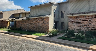 1616 Windhill Ave, Edmond, OK 73034 - photo 2