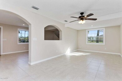 7_living_room