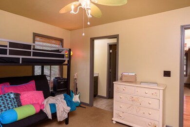Additional Bedroom 1