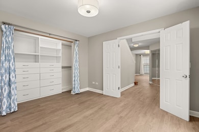 754 Rockhurst Rd, Bolingbrook, IL 60440 - photo 3