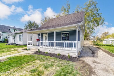 1127 N Elizabeth (3)