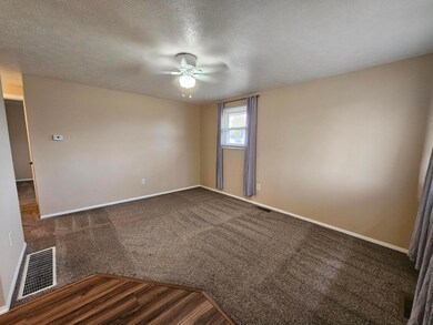 2127 Tupsfield Rd, Columbus, OH 43229 - photo 2