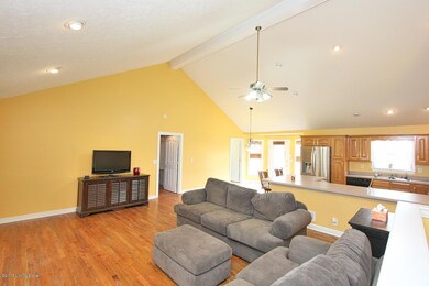 3839 Zoneton Rd, Shepherdsville, KY 40165 - photo 4