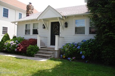 12 Heusted Dr, Old Greenwich, CT 06870 - photo 2