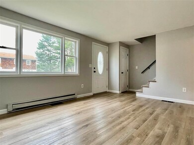 17 Townhouse Rd unit 19, Allenstown, NH 03275 - photo 5