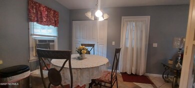 302 Jeanette St, Winterville, NC 28590 - photo 4