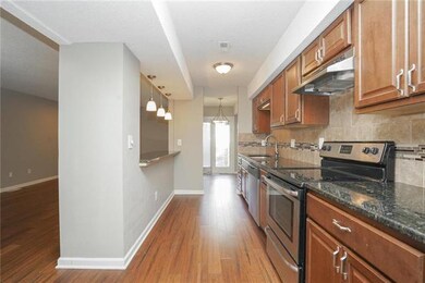 Kitchen Bar also works as extra Prep Space