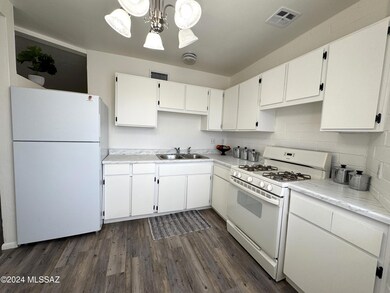 Kitchen 3