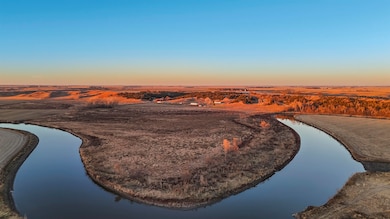 43838 NE Jim River Rd, Utica, SD 57067 - photo 4