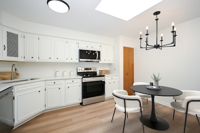 441 N Park Blvd unit 5K, Glen Ellyn, IL 60137 - photo 7