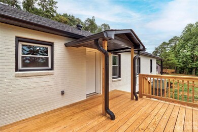 140 Sir George Cir, Statesville, NC 28677 - photo 7