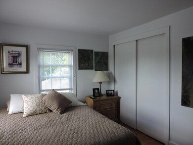 222 Pemberwick Rd unit B, Greenwich, CT 06831 - photo 6