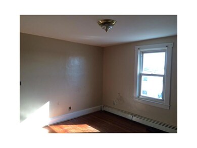 11 Aurora St, Providence, RI 02908 - photo 5