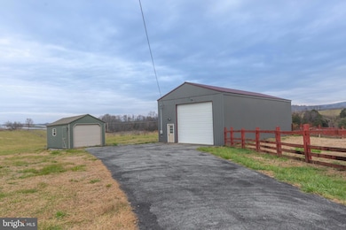 266 Shannon Hill Ln unit STUDIO, Charles Town, WV 25414 - photo 2