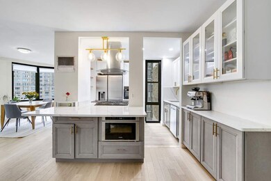 Lincoln Plaza Towers Apartments unit 9C, New York, NY 10023 - photo 6