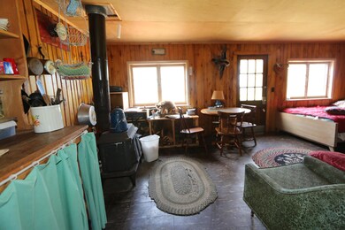 kitchen/dining