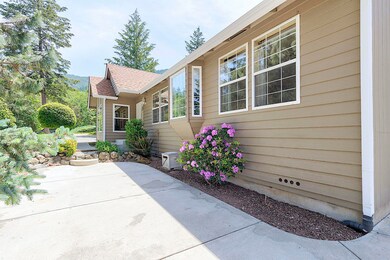27-web-or-mls-1351-summit-loop
