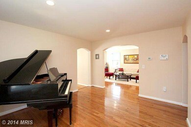 8007 Macarthur Blvd, Cabin John, MD 20818 - photo 7