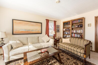 6223 Northgap Dr, Columbus, OH 43229 - photo 4