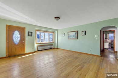 835 Chestnut St, Kearny, NJ 07032 - photo 3